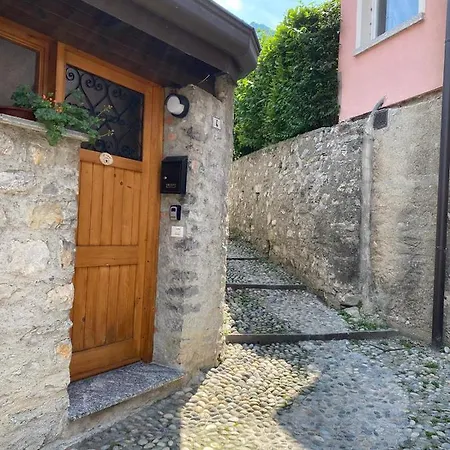 Al Holiday home Oliveto Lario